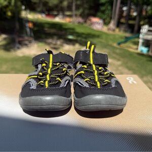Kids Black and Yellow Sandals size 8